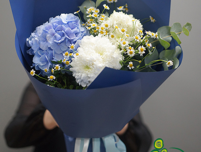 Bouquet of Blue Hydrangeas and Wild Daisies "Ocean of Love" photo